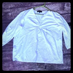Jones New York 2X White V-neck shirt NWT